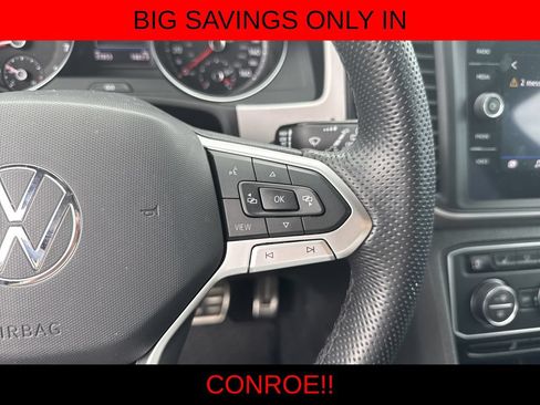 Used 2020 Volkswagen Atlas Cross Sport SE w/ Panoramic Sunroof Package FWD image 10