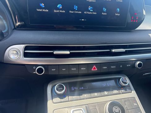 Used 2024 Hyundai Palisade SEL FWD image 6