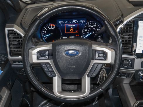 Used 2022 Ford F350 Lariat w/ Lariat Value Package AWD/4WD image 25