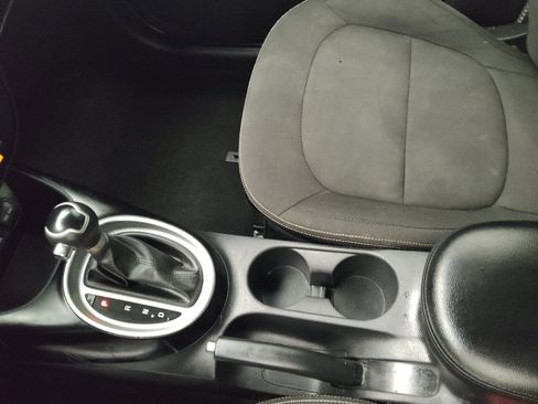 Used 2015 Kia Soul FWD image 26