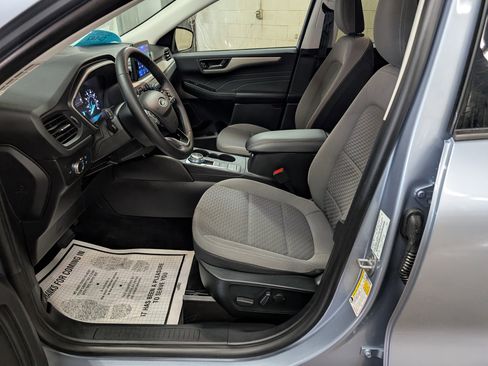 Used 2022 Ford Escape SE w/ Convenience Package image 11