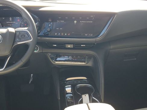 Used 2023 Buick Envision Essence image 28
