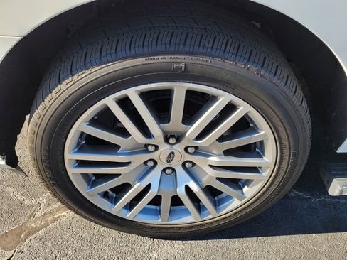 Used 2023 Ford Expedition Max Platinum image 21