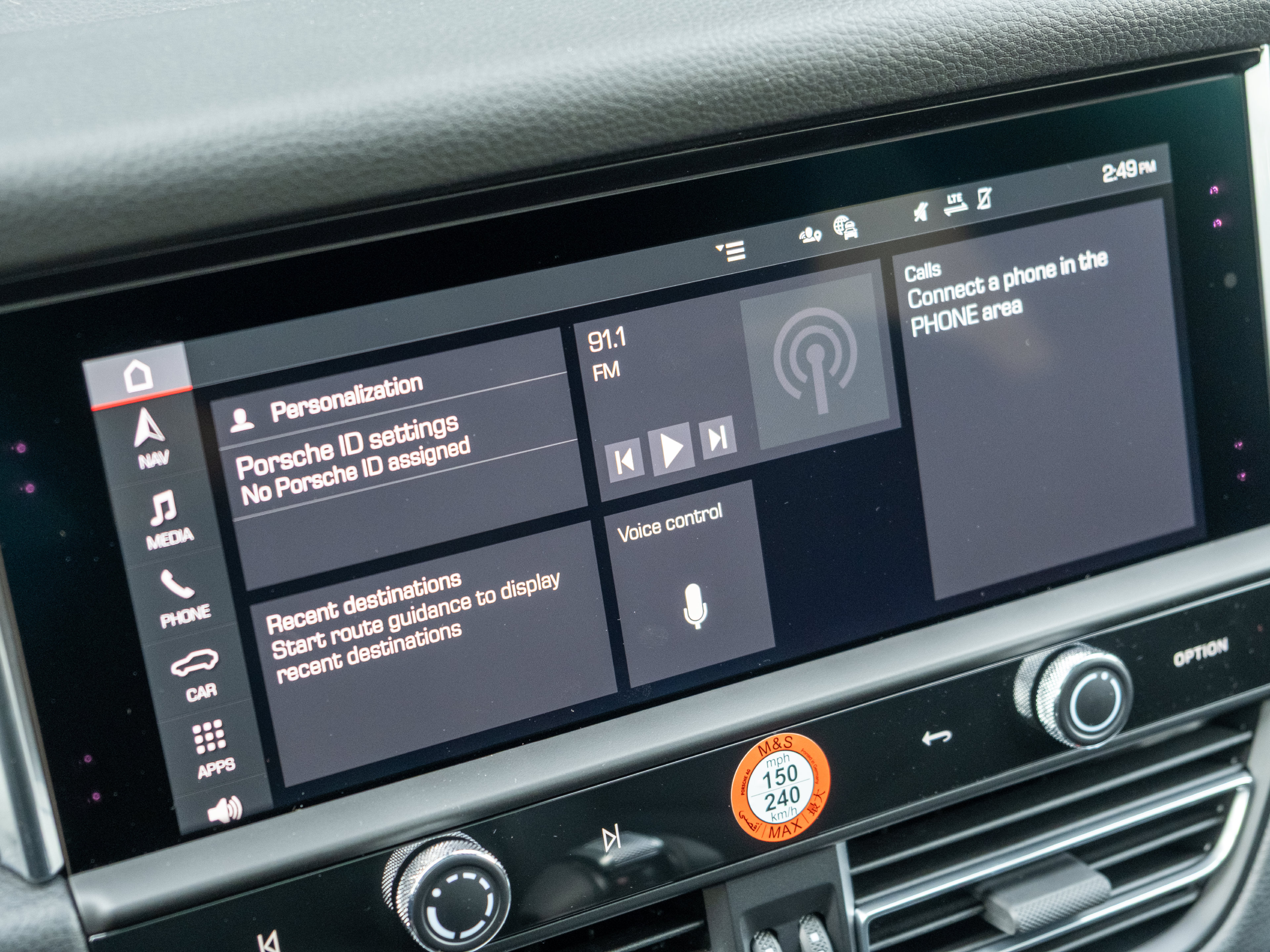Certified 2026 Porsche Macan AWD/4WD image 30