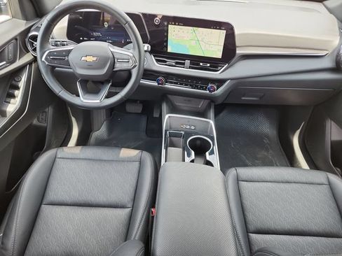 Used 2025 Chevrolet Equinox LT w/ Convenience Package II AWD/4WD image 14