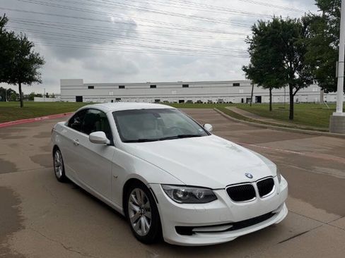 Used 2013 BMW 328i Convertible RWD image 8