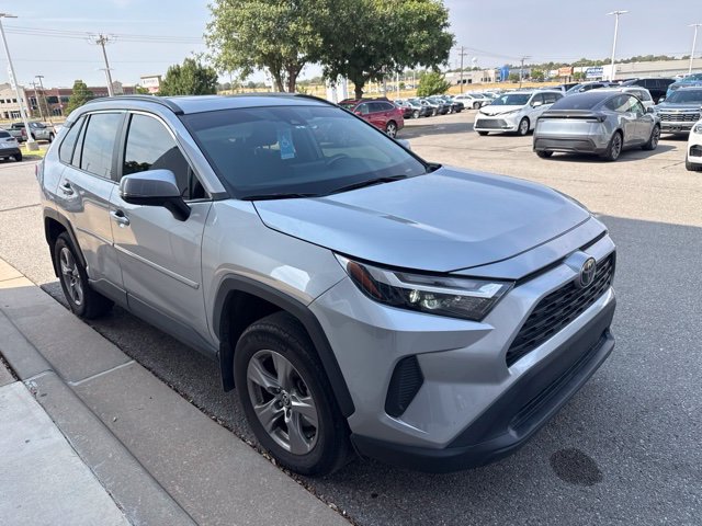 Used 2024 Toyota RAV4 XLE w/ Convenience Package FWD image 2