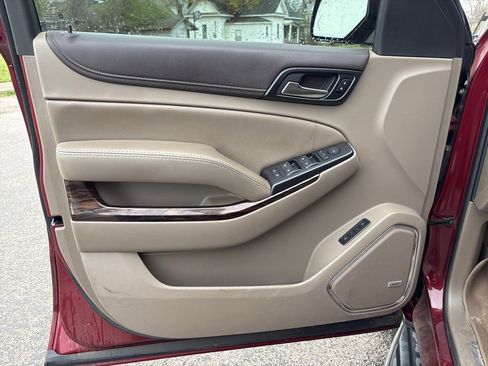 Used 2016 GMC Yukon SLT w/ Open Road Package image 10