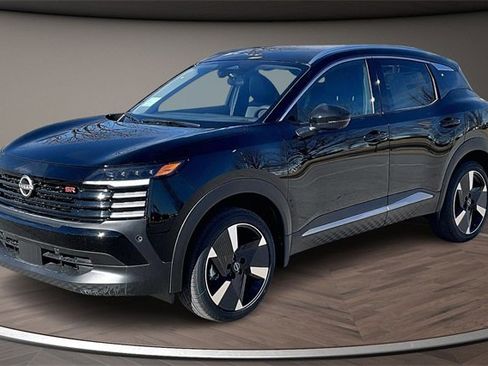 New 2026 Nissan Kicks SR image 1