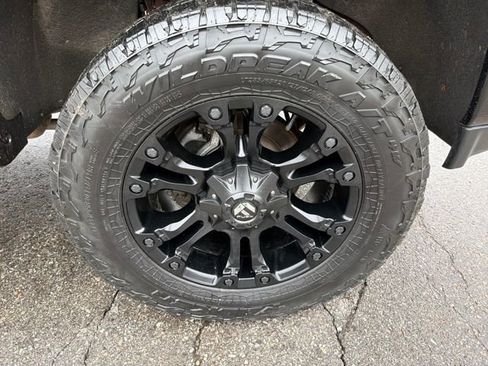 Used 2020 Chevrolet Silverado 2500 Custom w/ Custom Value Package AWD/4WD image 26
