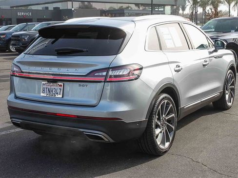 Used 2020 Lincoln Nautilus Reserve w/ Equipment Group 201A image 9