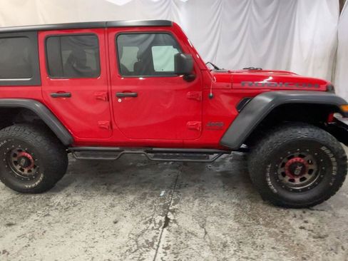 Used 2019 Jeep Wrangler Unlimited Rubicon w/ Dual Top Group AWD/4WD image 4
