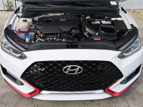 Used 2021 Hyundai Veloster N image 7