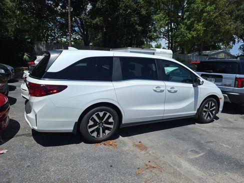 Used 2026 Honda Odyssey EX-L image 6