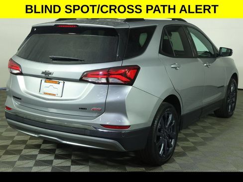Used 2023 Chevrolet Equinox RS AWD/4WD image 11