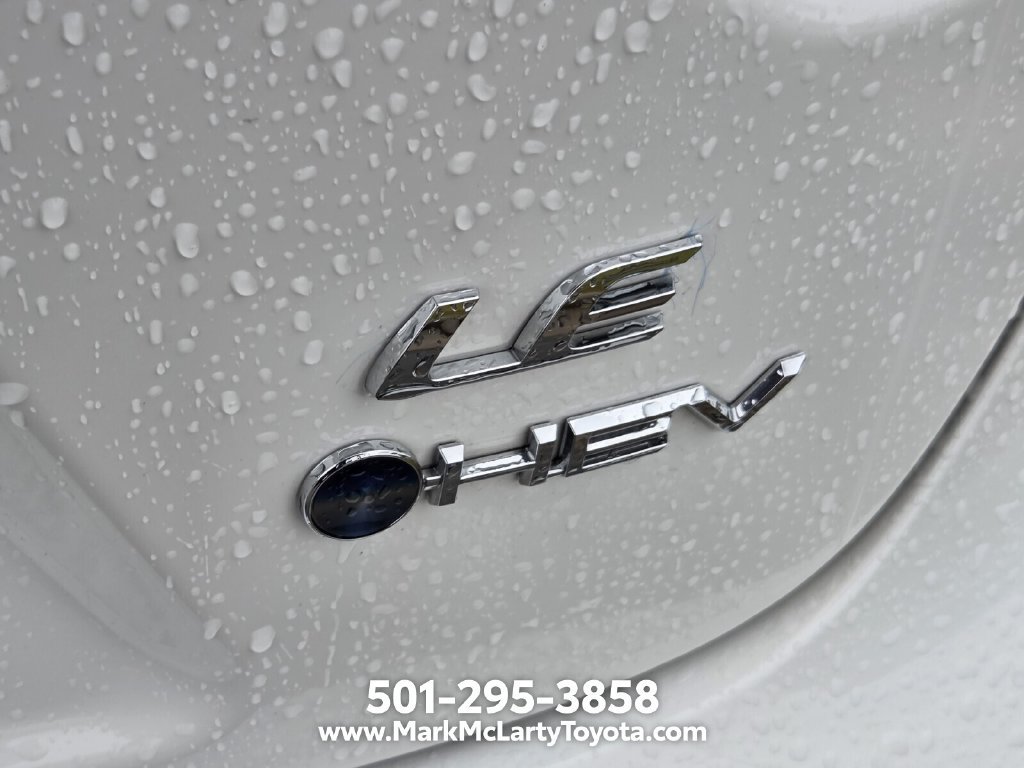 Used 2026 Toyota Corolla LE FWD image 10
