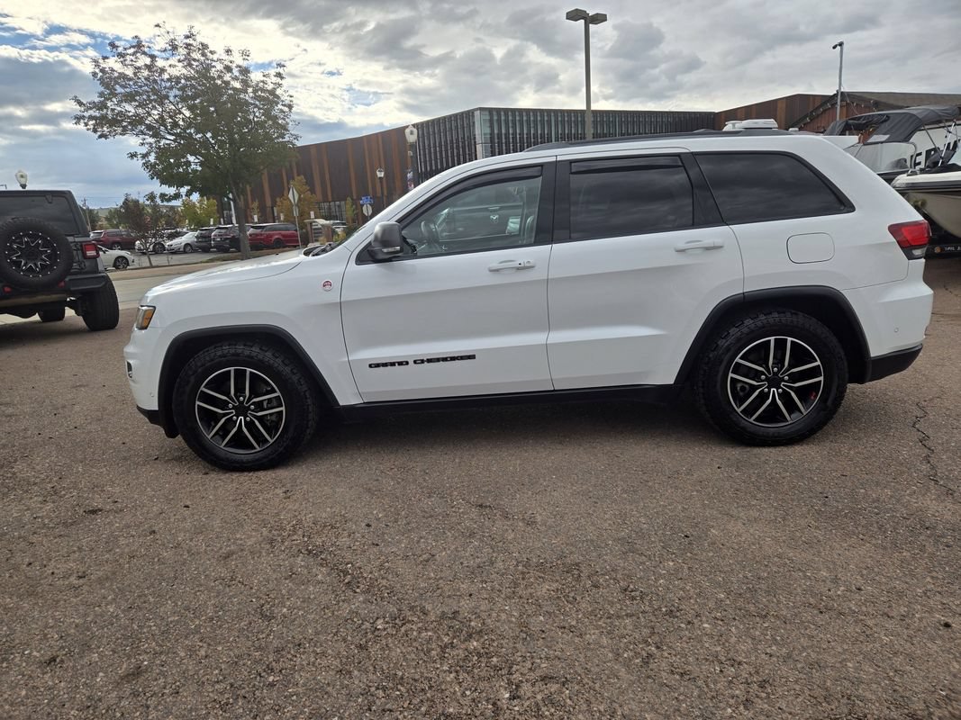 Used 2019 Jeep Grand Cherokee Trailhawk AWD/4WD image 6