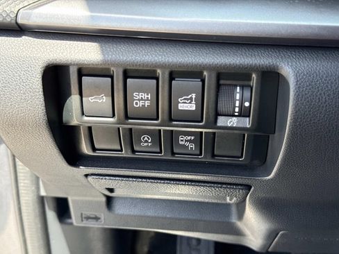 Used 2022 Subaru Forester Premium w/ Popular Package #1 AWD/4WD image 45