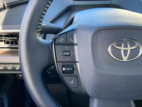 Used 2024 Toyota Prius XLE image 17
