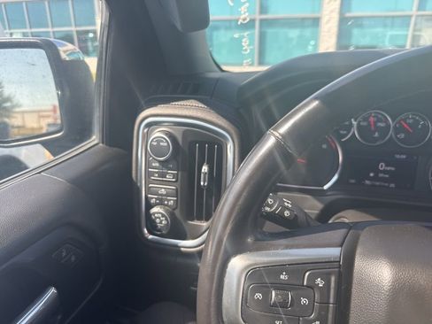 Used 2021 Chevrolet Silverado 1500 LT w/ Safety Package II AWD/4WD image 21
