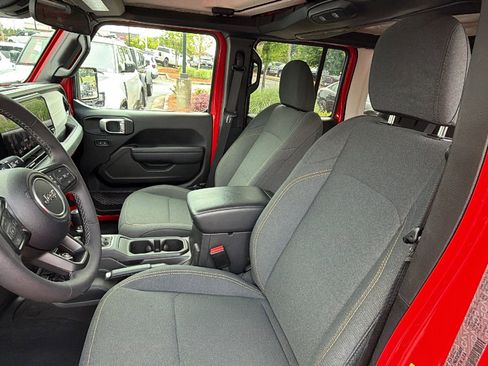 Used 2025 Jeep Wrangler Unlimited Sport S 4xe AWD/4WD image 17