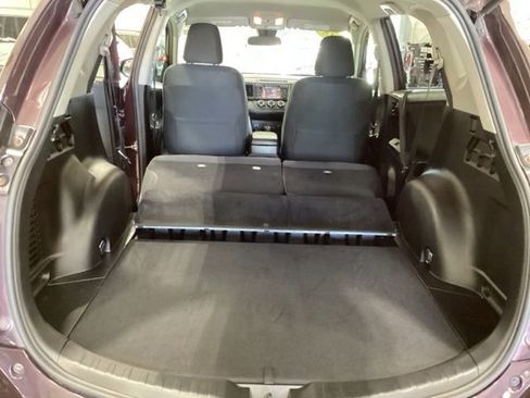 Used 2018 Toyota RAV4 LE w/ All Weather Liner Package AWD/4WD image 16