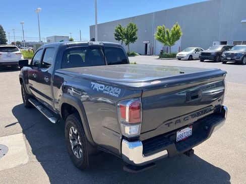 Used 2023 Toyota Tacoma TRD Off-Road AWD/4WD image 7