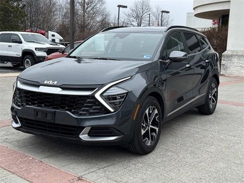 Used 2025 Kia Sportage EX w/ Premium Package image 5