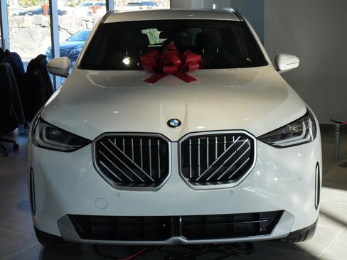 New 2026 BMW X3 xDrive30 w/ Premium Package image 9