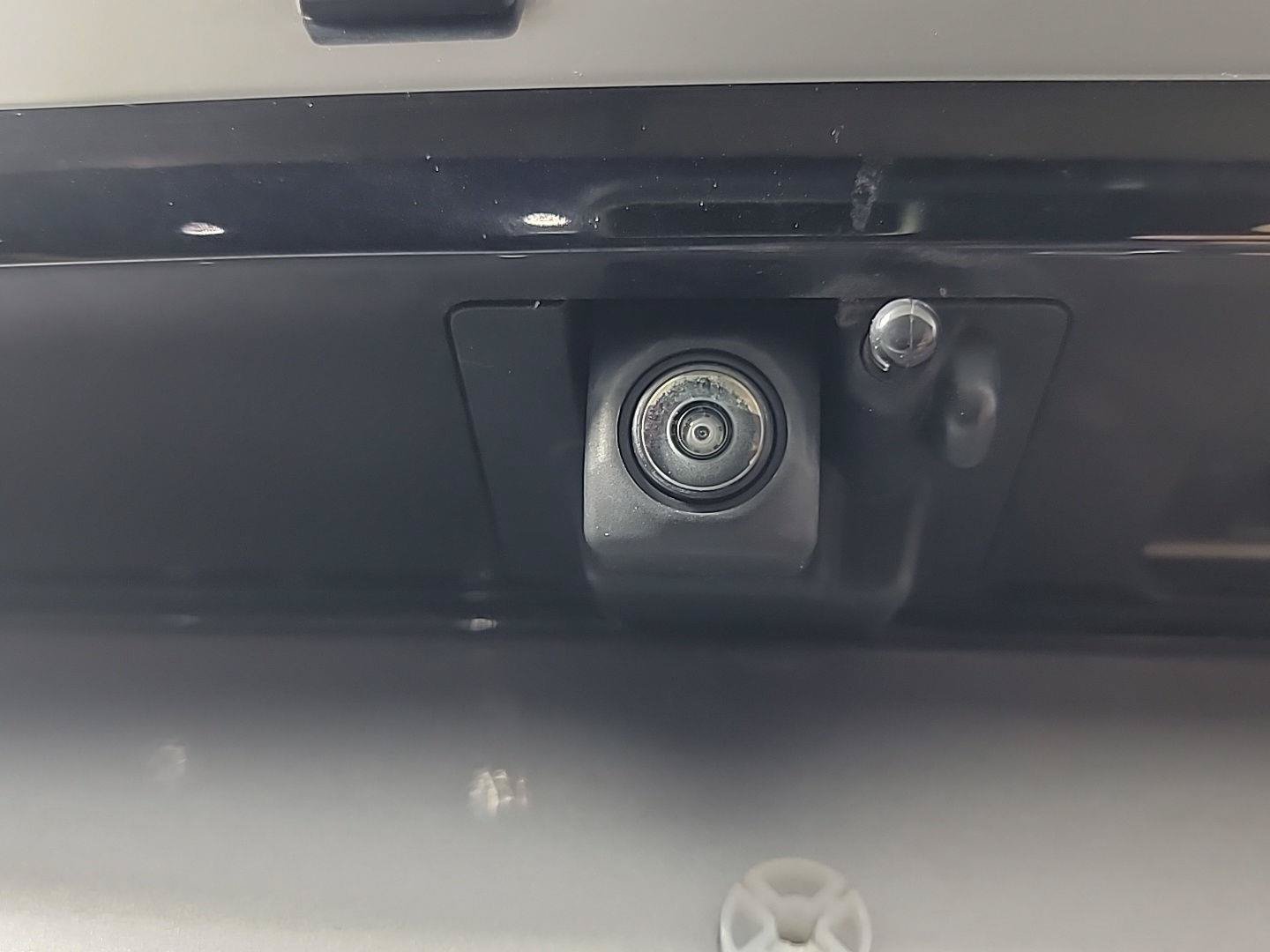 Certified 2025 Honda Pilot EX-L image 9