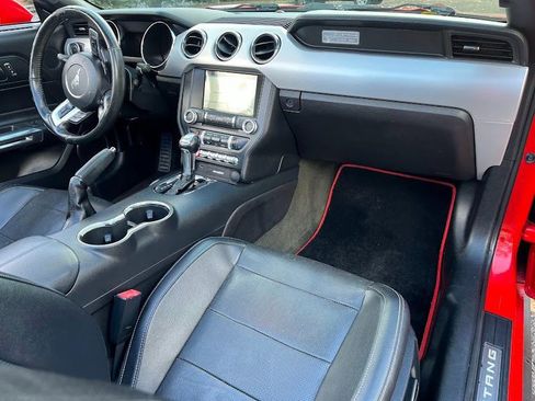 Used 2016 Ford Mustang Premium image 35