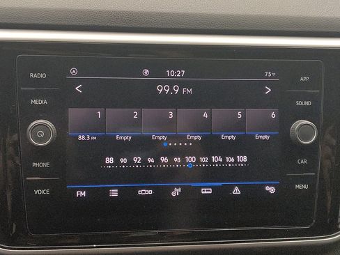 Used 2022 Volkswagen Atlas Cross Sport SE w/ Panoramic Sunroof Package FWD image 25