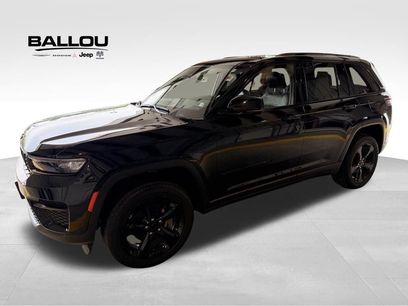 Used 2023 Jeep Grand Cherokee Altitude
