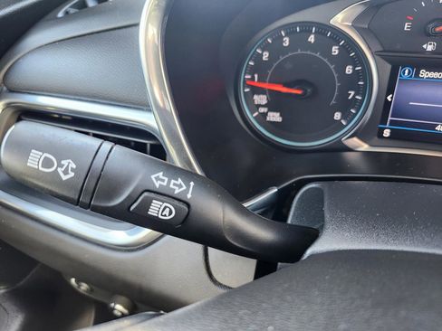 Used 2020 Chevrolet Equinox LT image 16