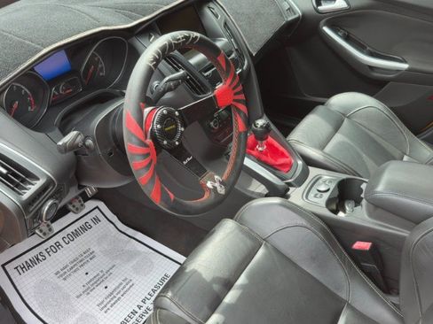 Used 2013 Ford Focus ST FWD image 8