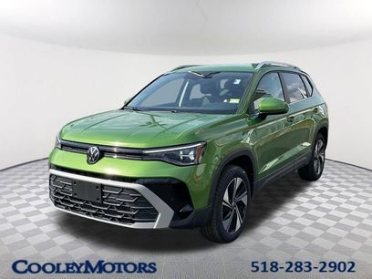 New 2026 Volkswagen Taos SE