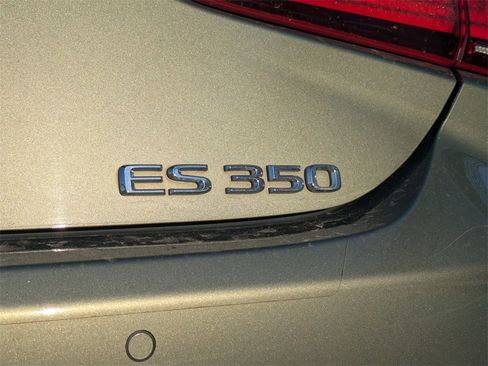 Used 2019 Lexus ES 350 Luxury image 21