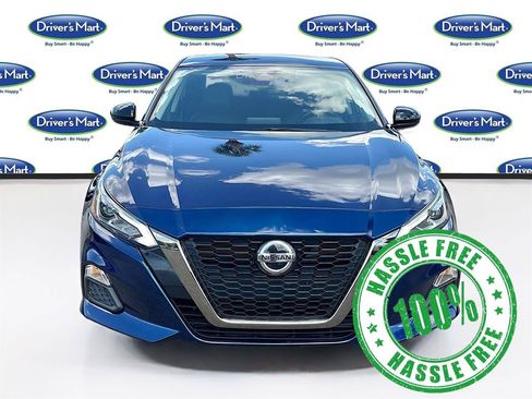 Used 2022 Nissan Altima 2.5 SR FWD image 2