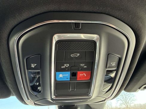 New 2026 Jeep Grand Cherokee Altitude AWD/4WD image 20