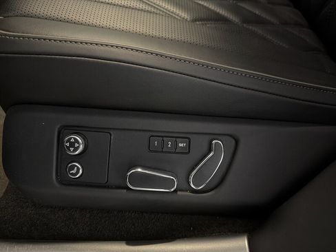 Used 2014 Bentley Flying Spur W12 AWD/4WD image 44