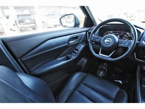 Certified 2023 Nissan Rogue SL w/ SL Premium Package image 6