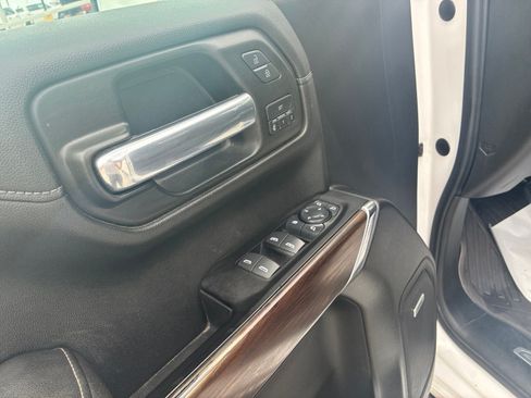 Used 2019 GMC Sierra 1500 SLT w/ SLT Premium Plus Package AWD/4WD image 14