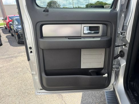 Used 2014 Ford F150 FX4 w/ Equipment Group 402A Luxury AWD/4WD image 18