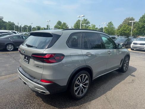 Used 2025 BMW X5 xDrive40i w/ Parking Assistance Package AWD/4WD image 6