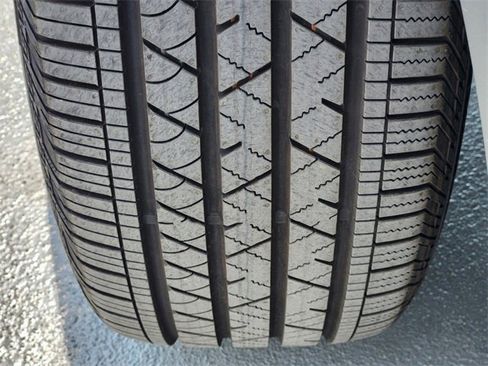 Used 2023 Lincoln Nautilus Reserve w/ Equipment Group 201A image 12