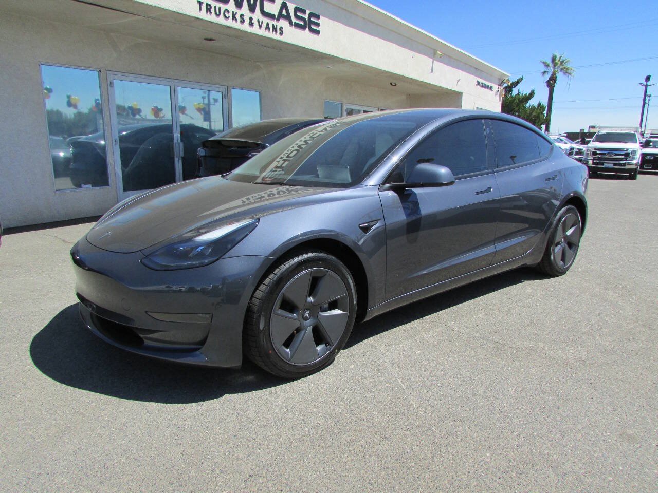Used 2023 Tesla Model 3 Standard Range RWD image 4
