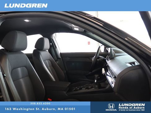 Used 2025 Honda Civic Sport image 14