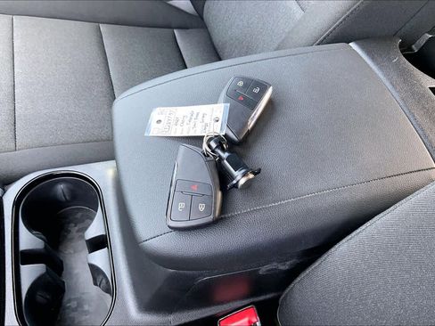 Used 2024 Chevrolet Colorado Trail Boss w/ Advanced Trailering Package image 13