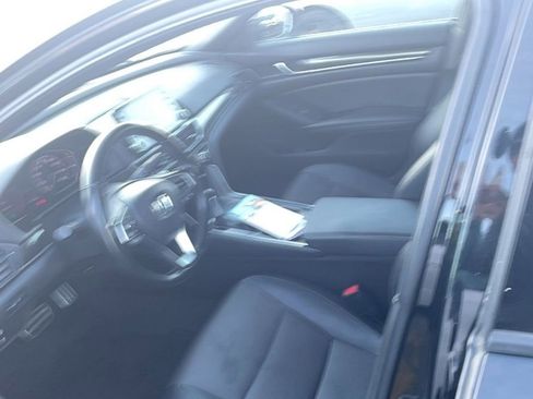 Used 2020 Honda Accord Sport image 3