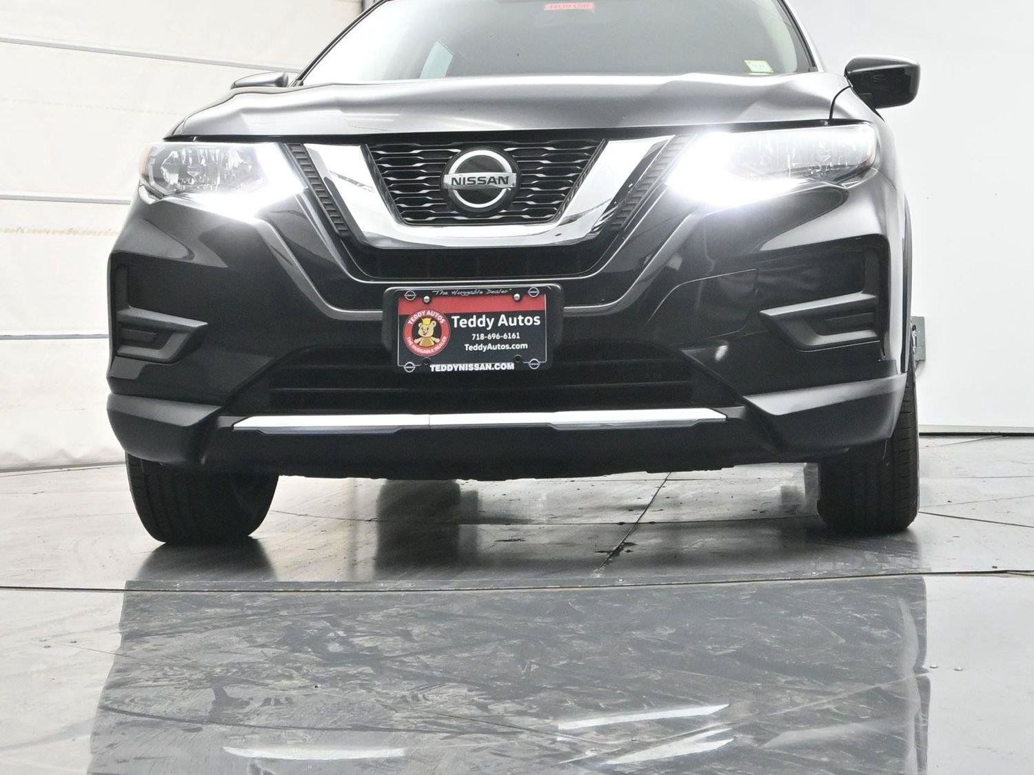 Used 2018 Nissan Rogue S AWD/4WD image 21